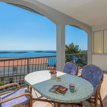 Lejlighed Amazing In Hvar With House Sea View *