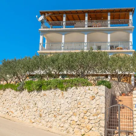 Apartment Amazing In Hvar With House Sea View